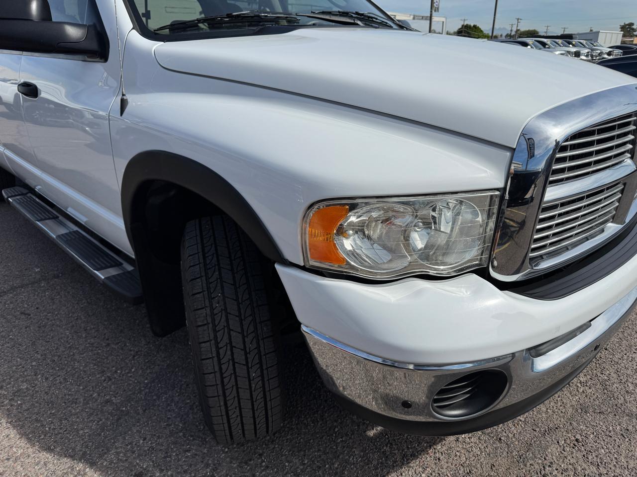 Dodge Ram 2500 4dr Quad Cab 160.5" WB SLT 2004