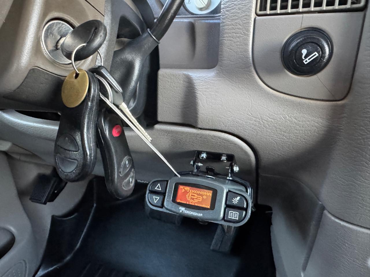 Dodge Ram 2500 4dr Quad Cab 160.5" WB SLT 2004