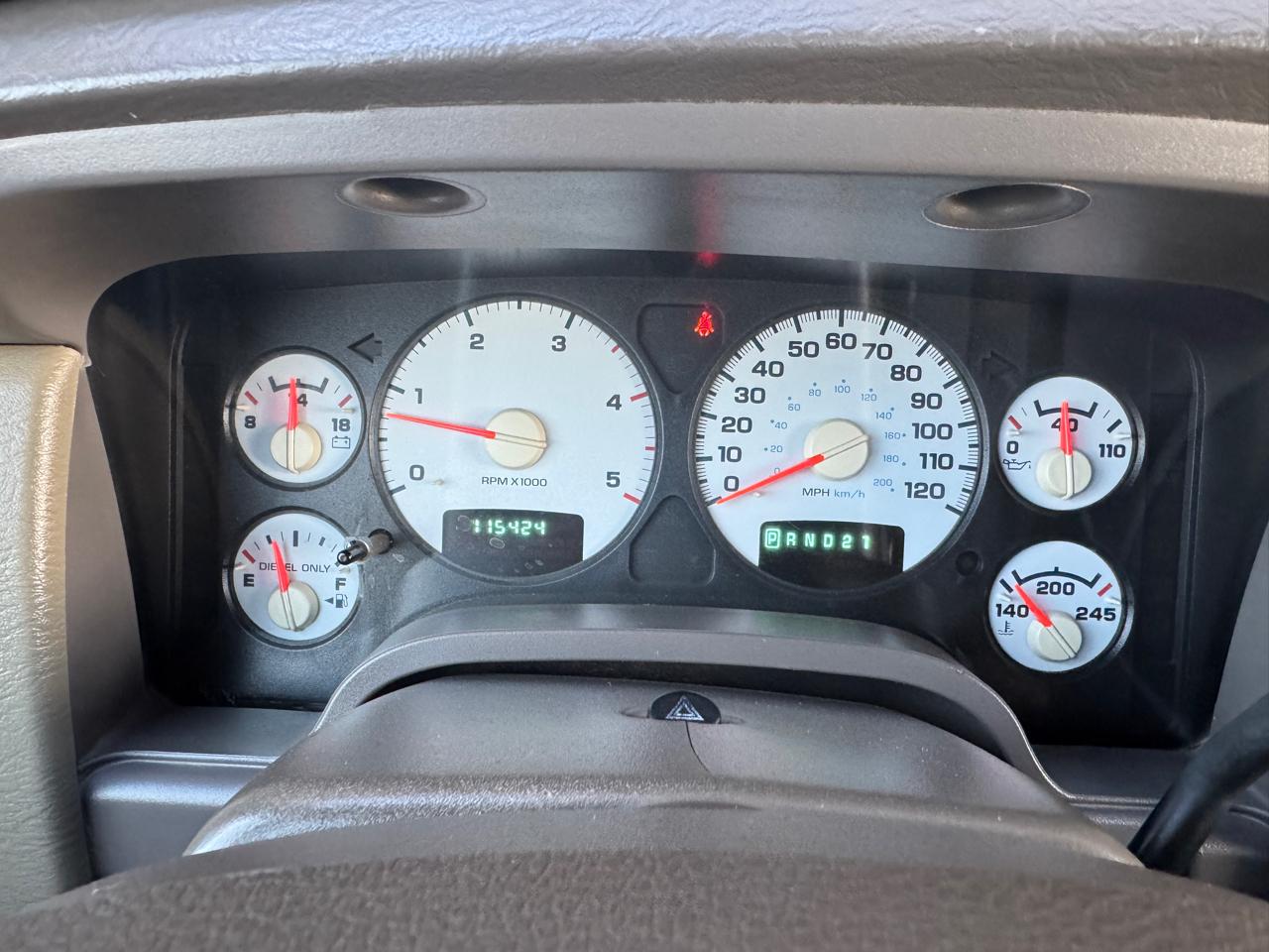 Dodge Ram 2500 4dr Quad Cab 160.5" WB SLT 2004