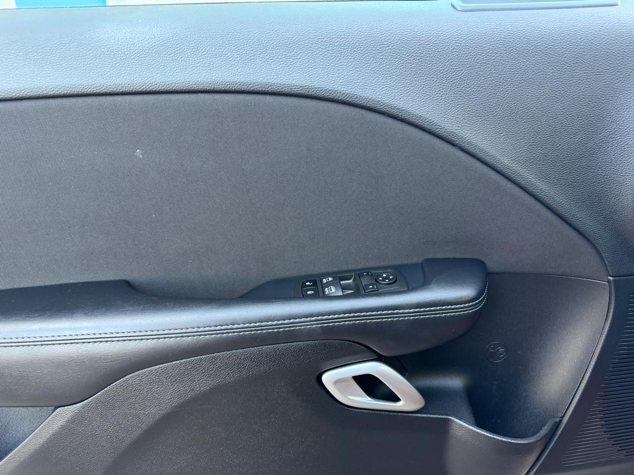 Dodge Challenger GT RWD 2022