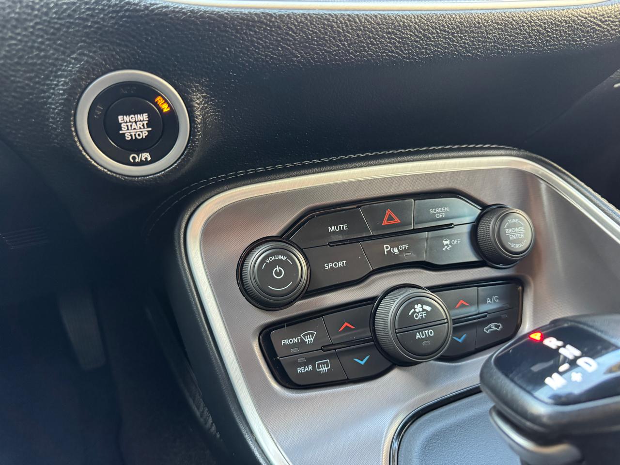 Dodge Challenger GT RWD 2022