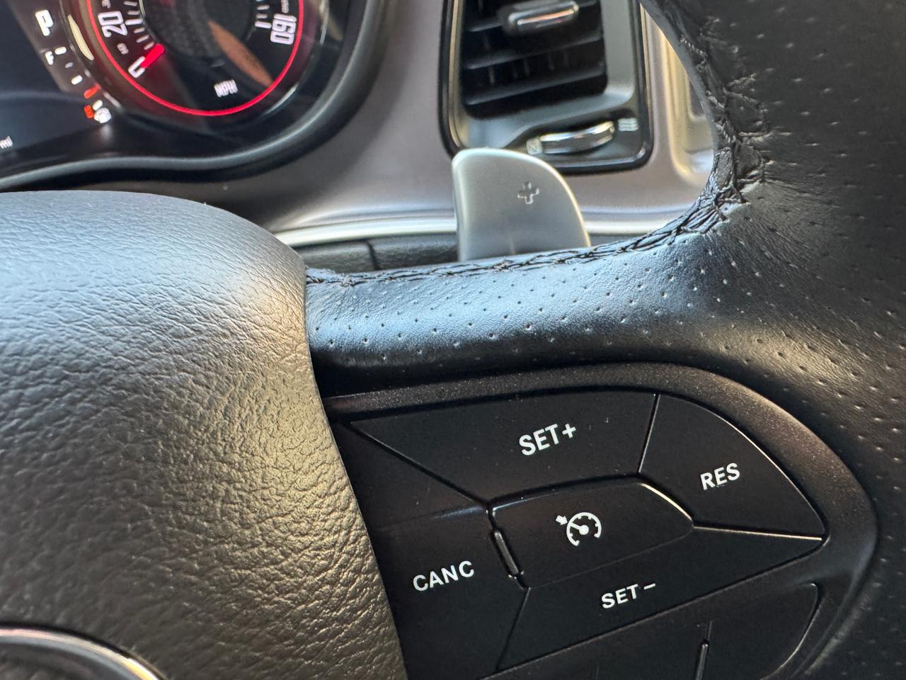 Dodge Challenger GT RWD 2022