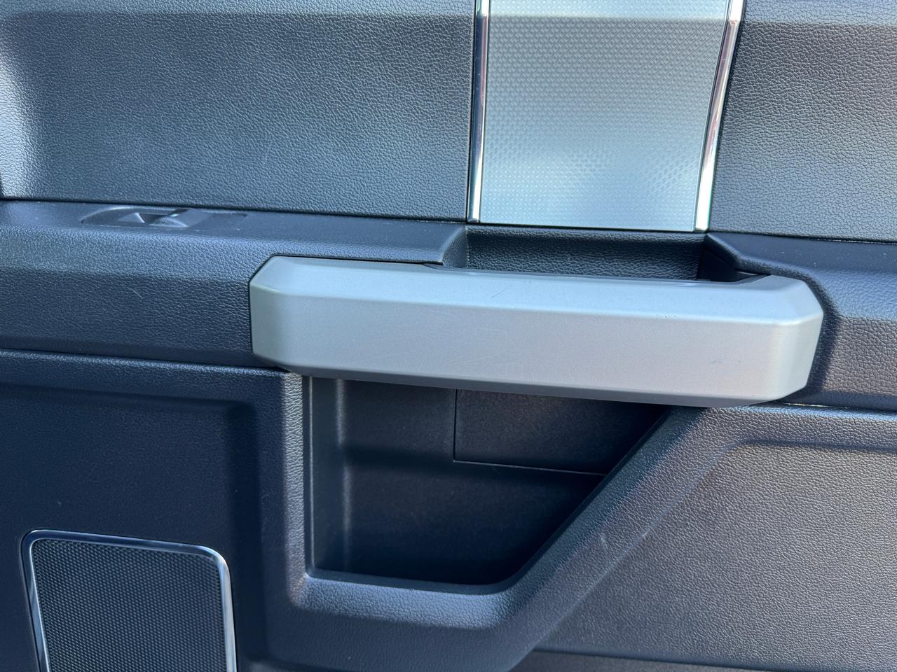 Ford F-150 Lariat SuperCrew 4WD 2017