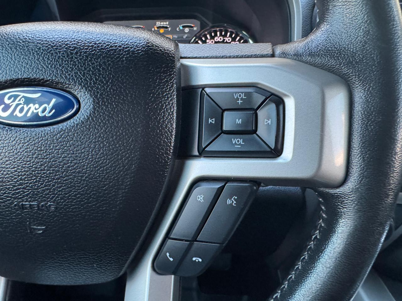 Ford F-150 Lariat SuperCrew 4WD 2017