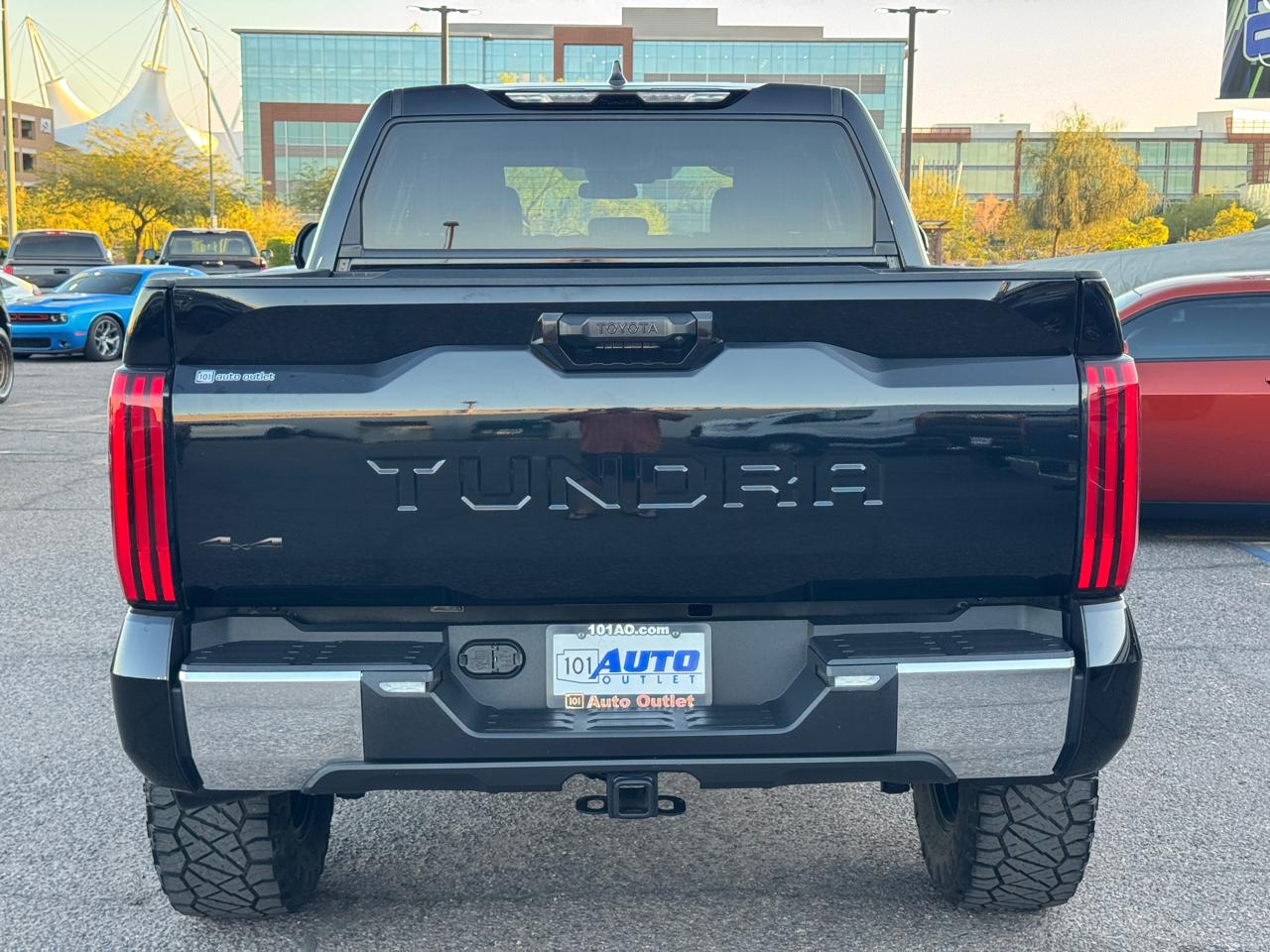 Toyota Tundra 4WD  2023