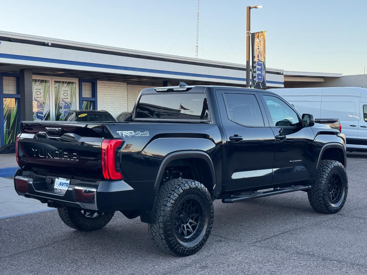 Toyota Tundra 4WD  2023