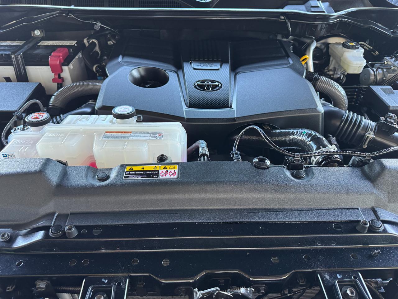 Toyota Tundra 4WD  2023