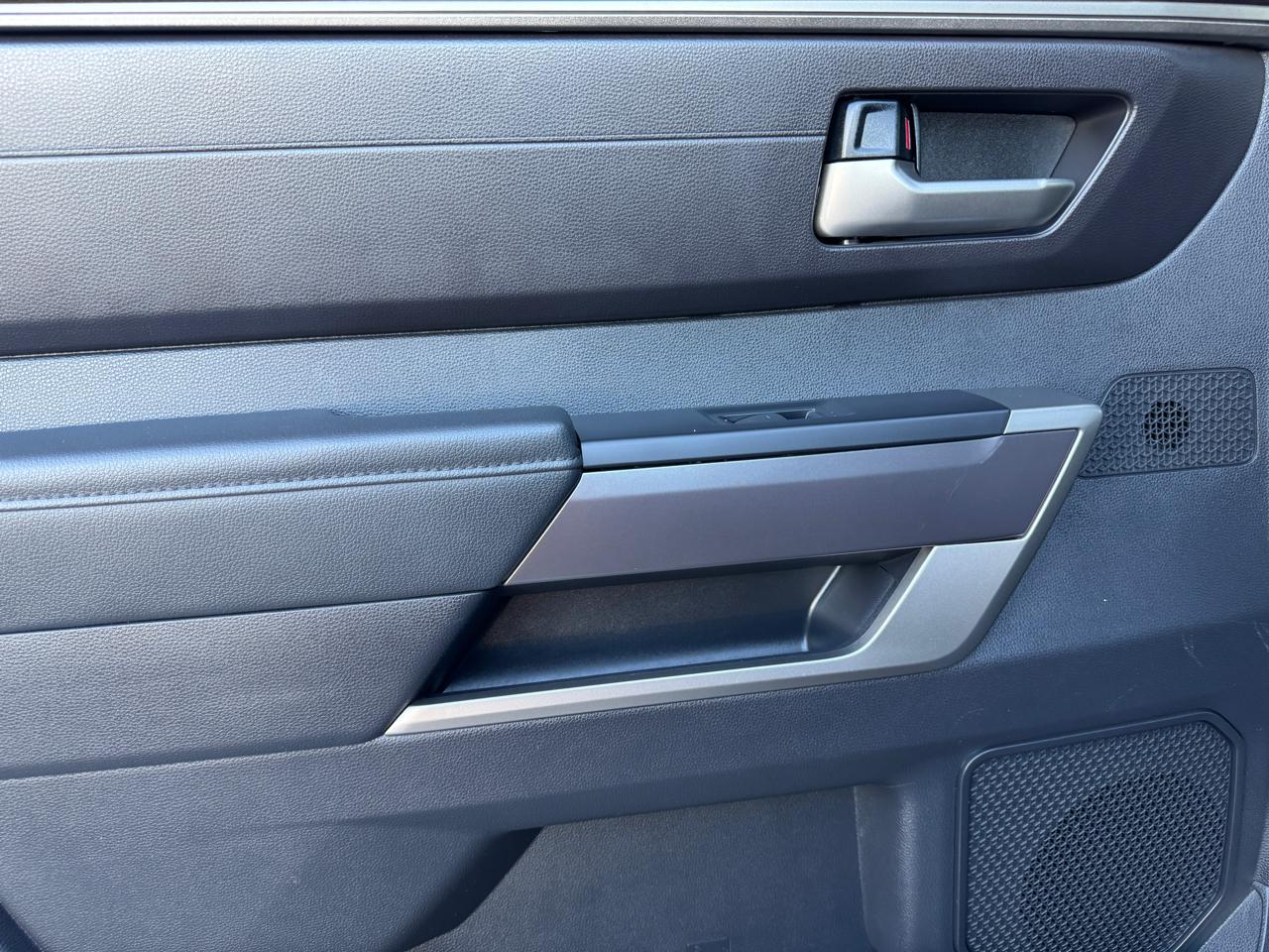 Toyota Tundra 4WD  2023