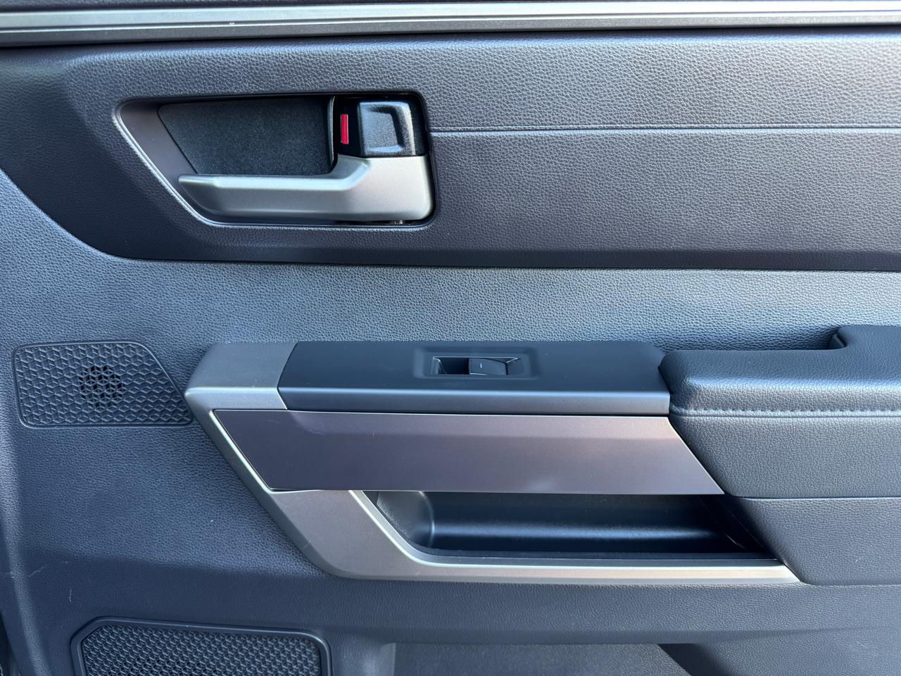 Toyota Tundra 4WD  2023