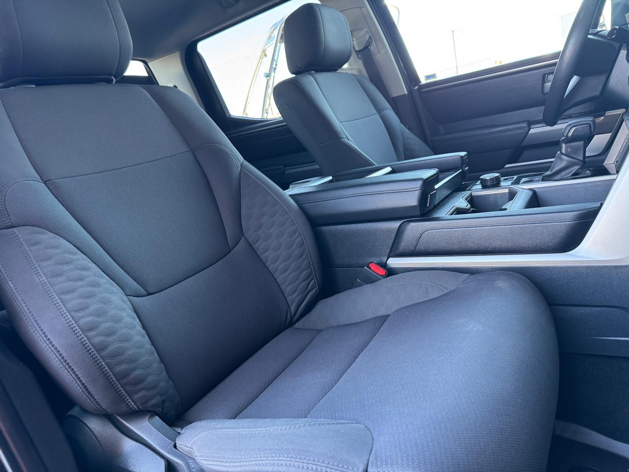 Toyota Tundra 4WD  2023