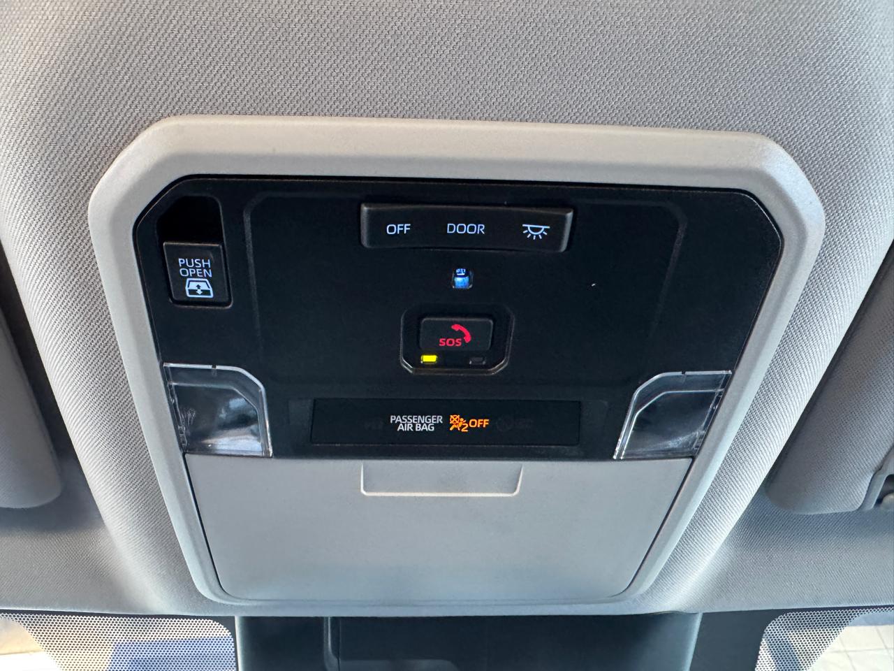 Toyota Tundra 4WD  2023