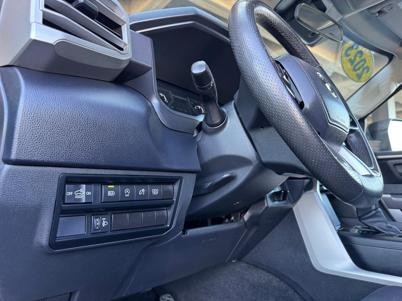 Toyota Tundra 4WD  2023