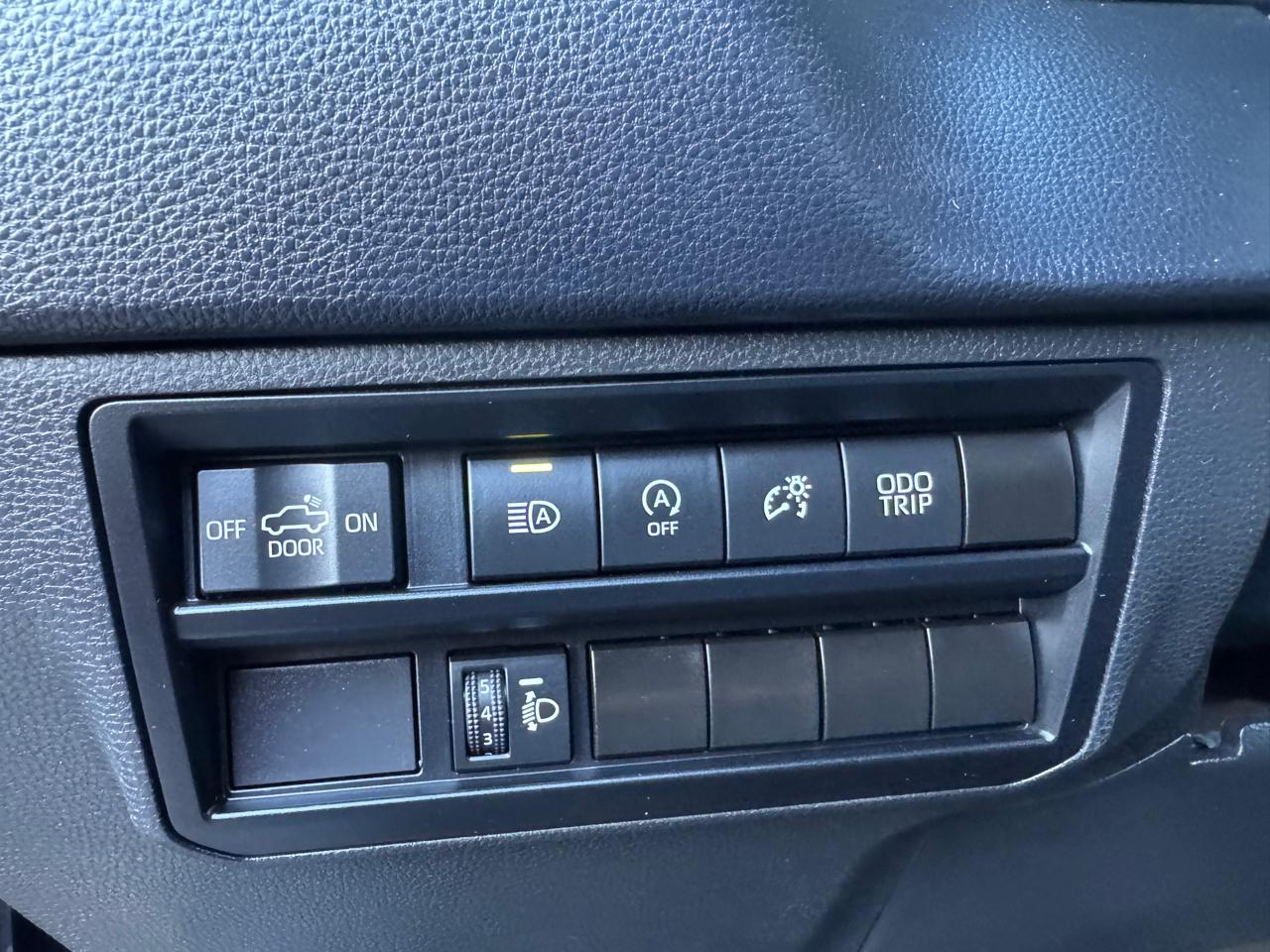 Toyota Tundra 4WD  2023