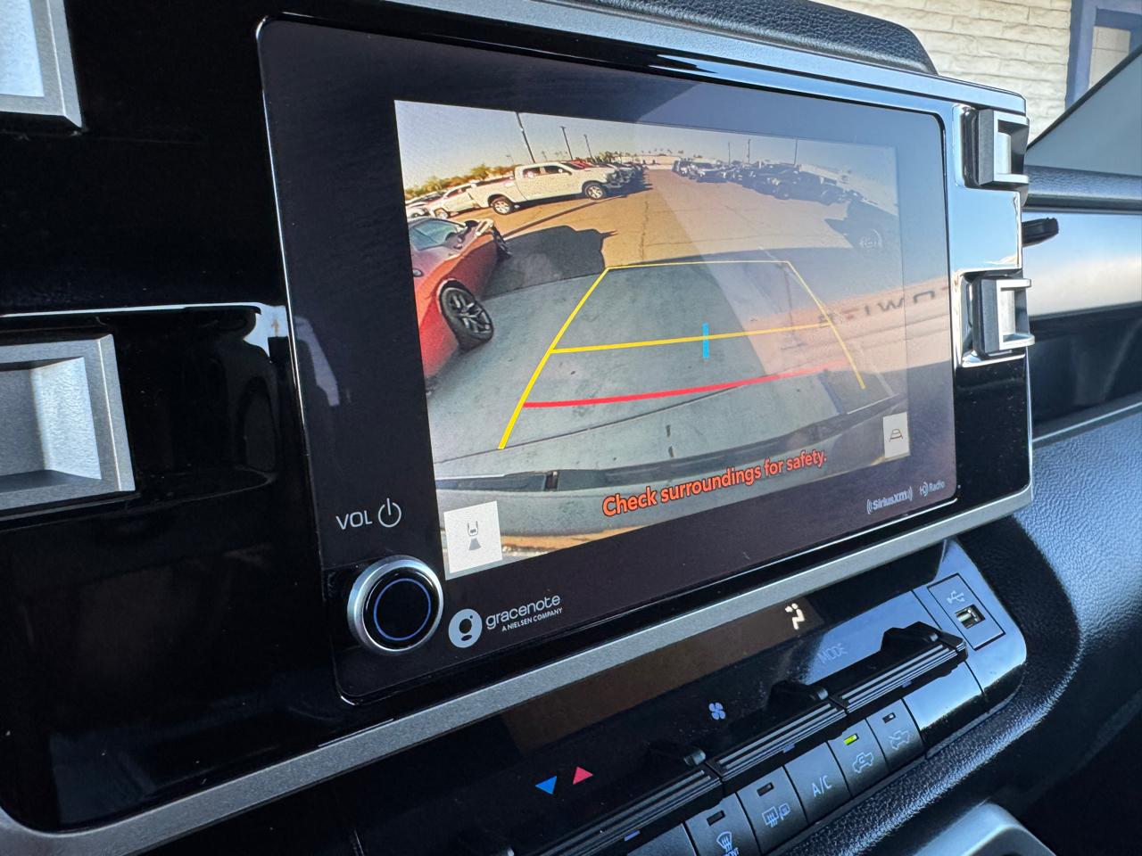 Toyota Tundra 4WD  2023