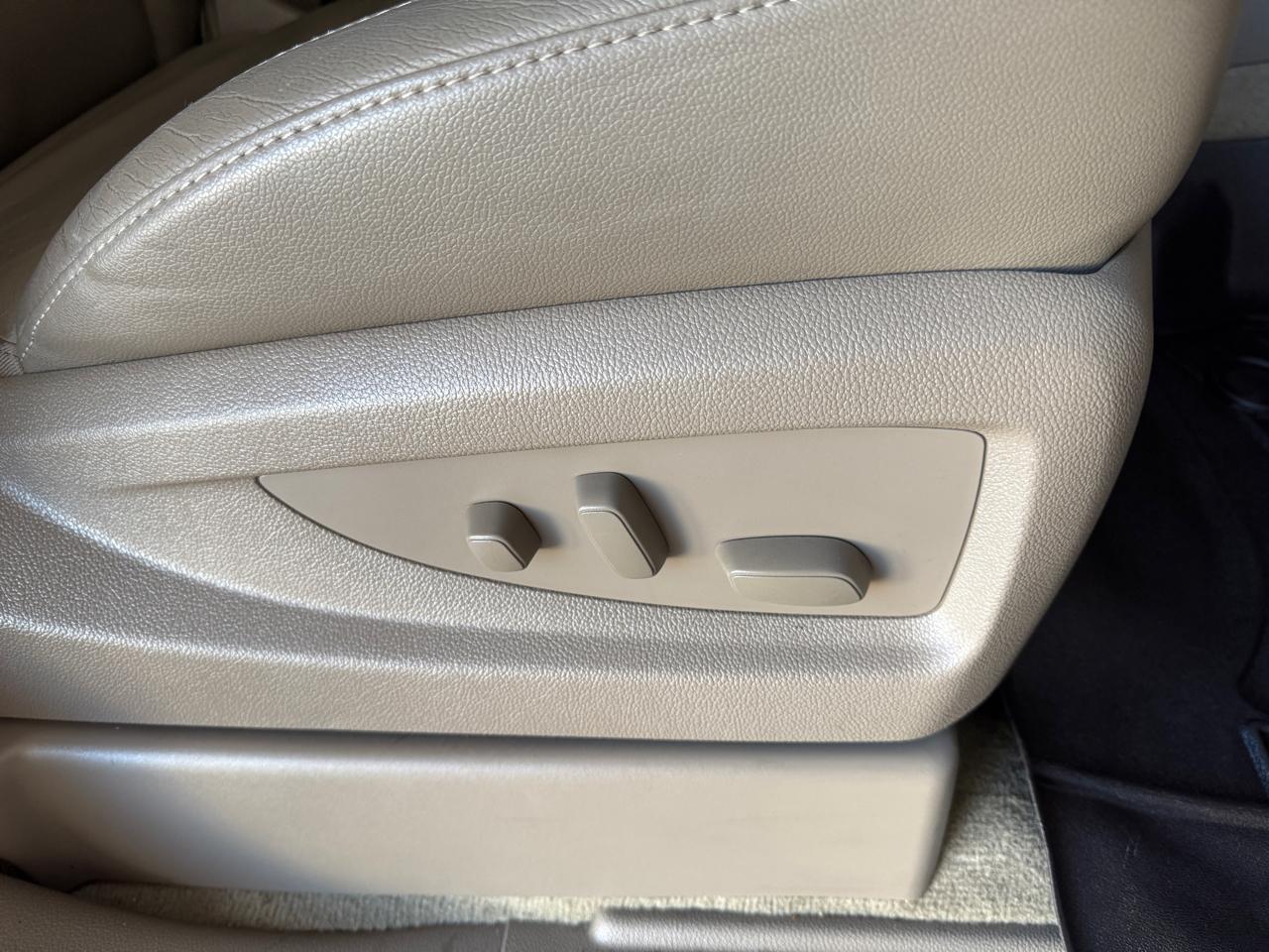 Chevrolet Tahoe 2WD 4dr LT 2016