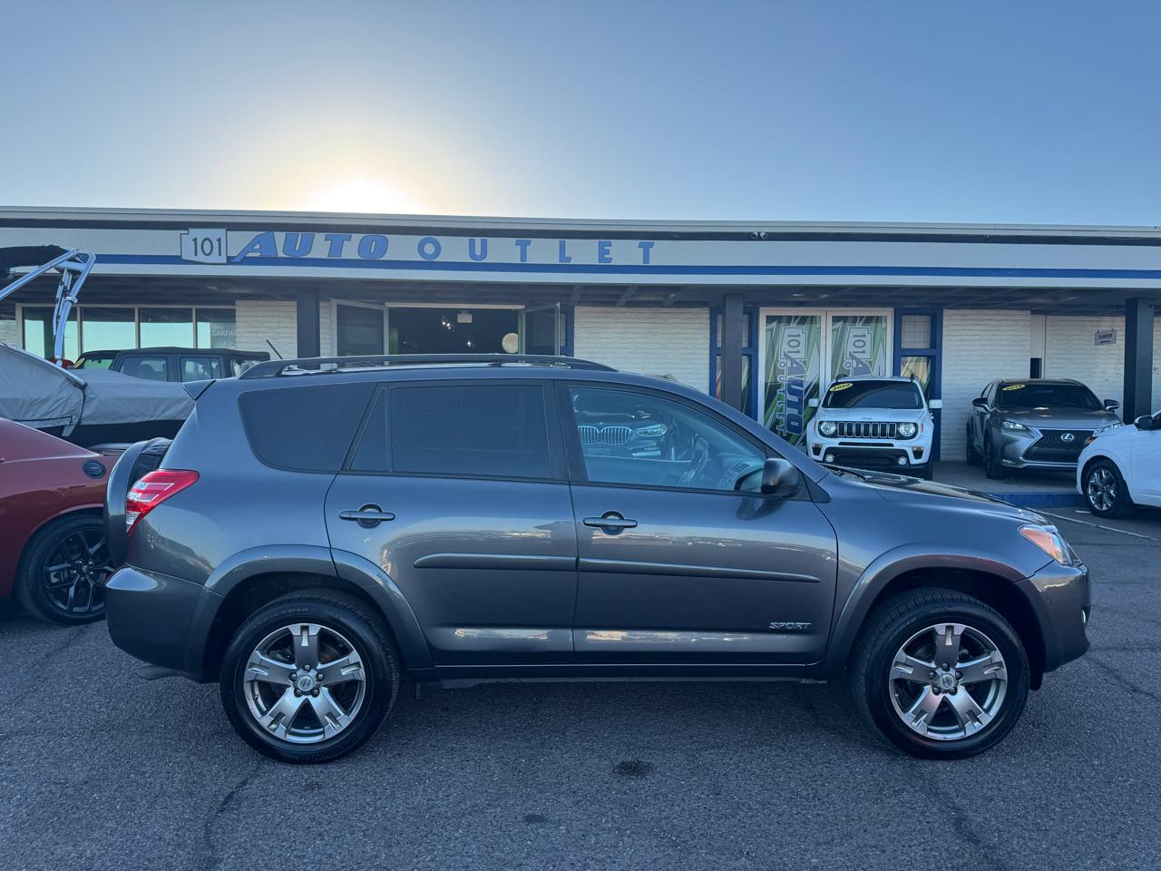 Toyota RAV4 4WD 4dr I4 Sport (Natl) 2012