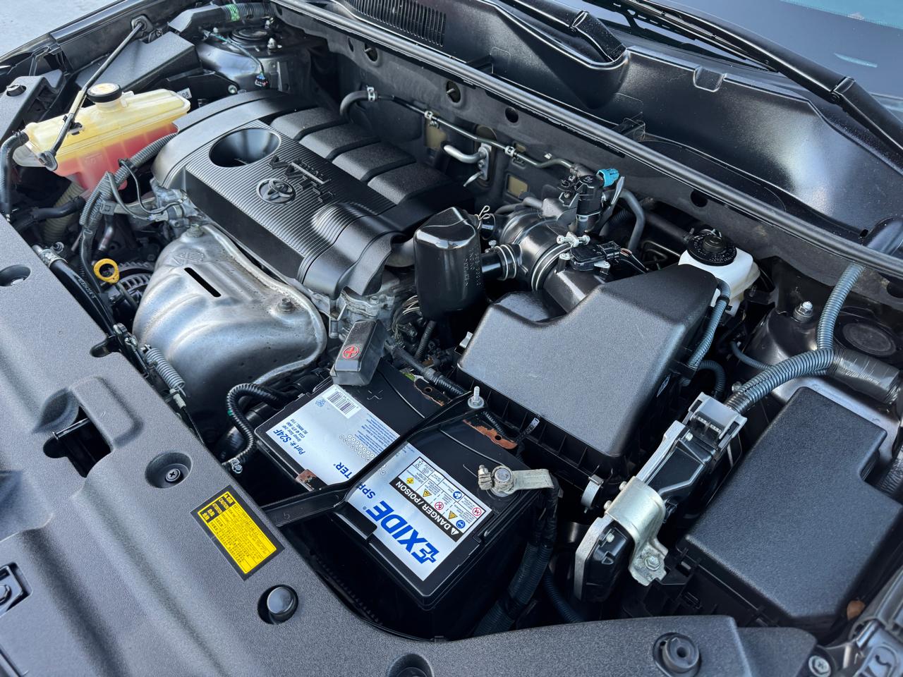 Toyota RAV4 4WD 4dr I4 Sport (Natl) 2012