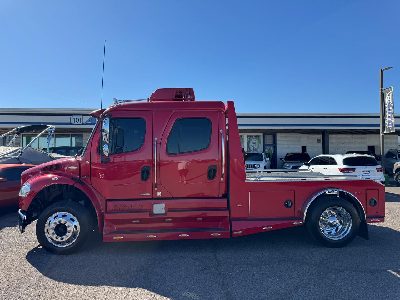 Freightliner M2  2006