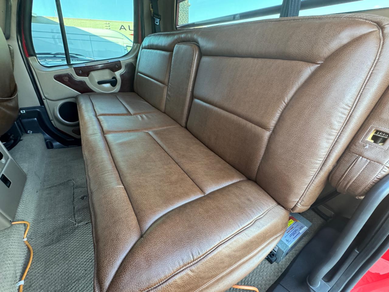 Freightliner M2  2006