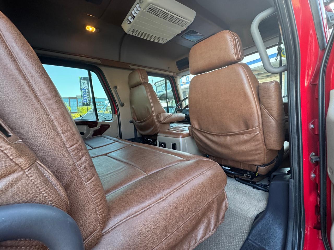 Freightliner M2  2006