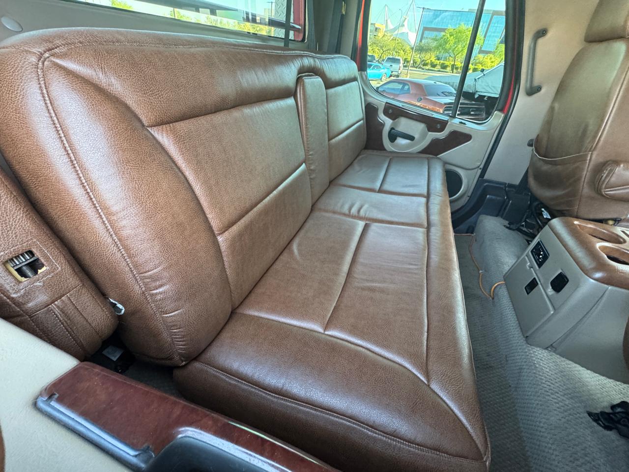 Freightliner M2  2006