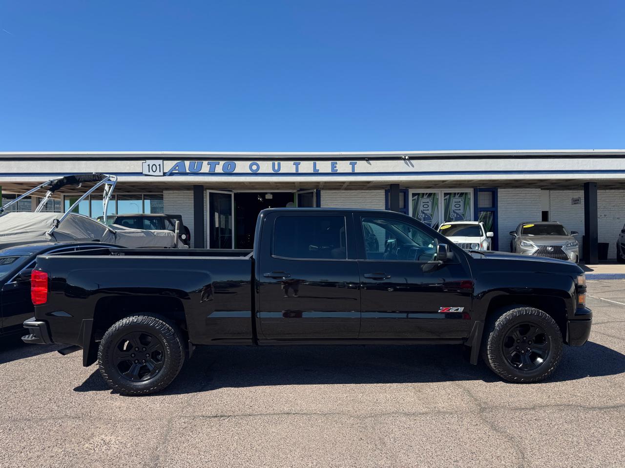 Chevrolet Silverado 1500 4WD Crew Cab 153.0" LTZ w/2LZ 2015
