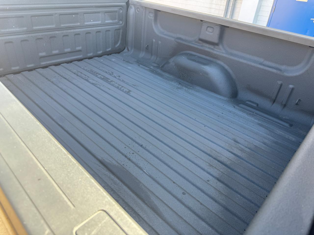 Chevrolet Silverado 1500 4WD Crew Cab 153.0" LTZ w/2LZ 2015