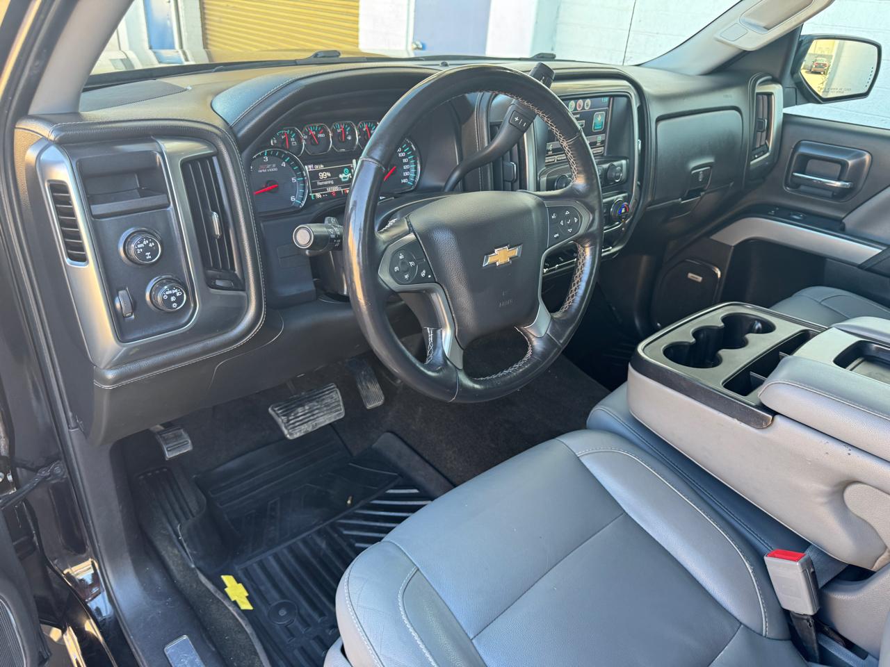 Chevrolet Silverado 1500 4WD Crew Cab 153.0" LTZ w/2LZ 2015