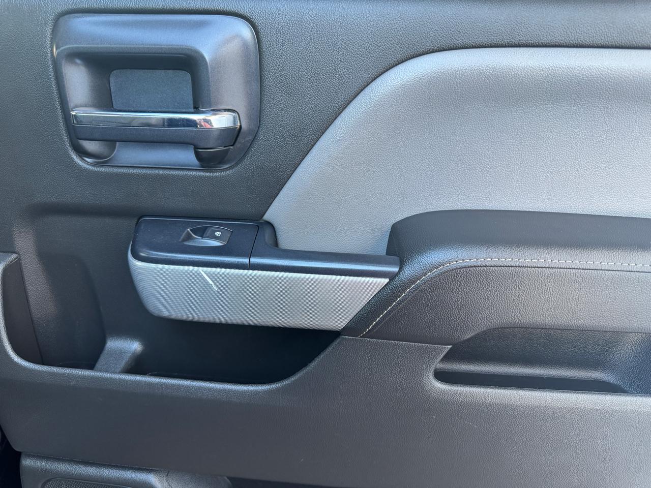 Chevrolet Silverado 1500 4WD Crew Cab 153.0" LTZ w/2LZ 2015