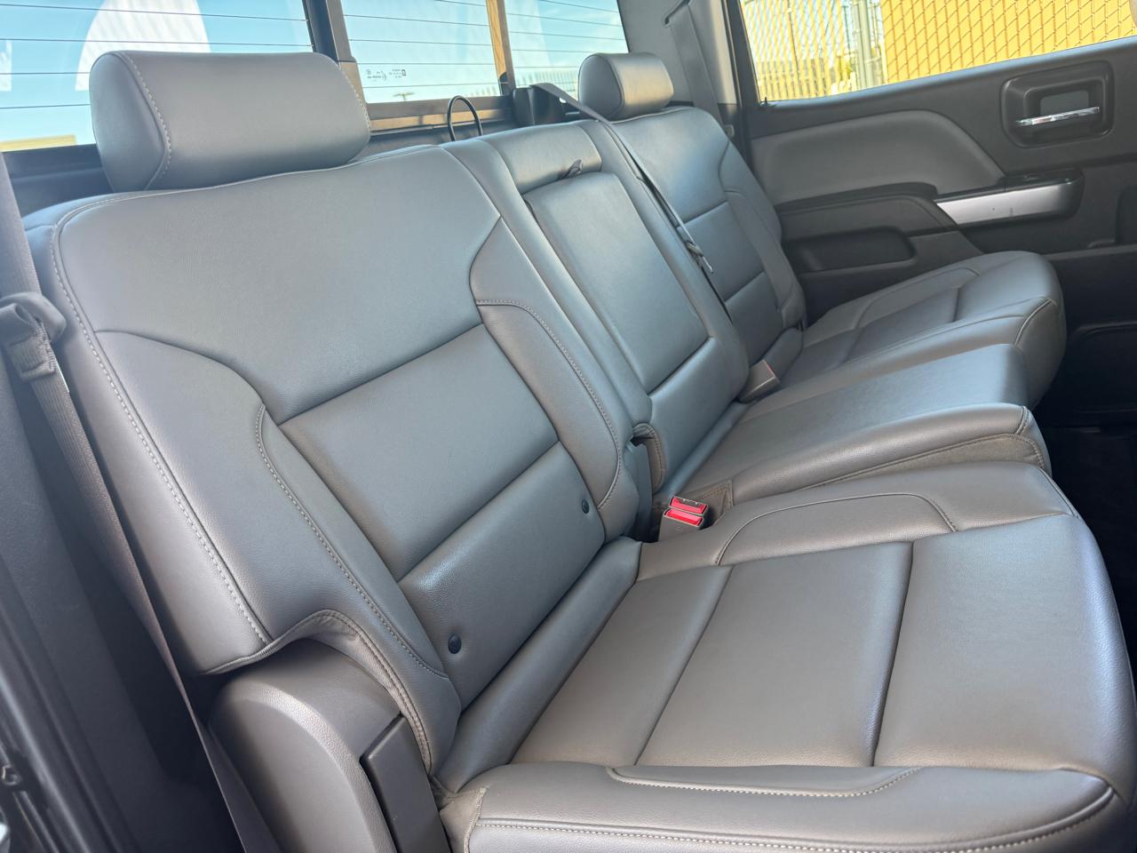 Chevrolet Silverado 1500 4WD Crew Cab 153.0" LTZ w/2LZ 2015