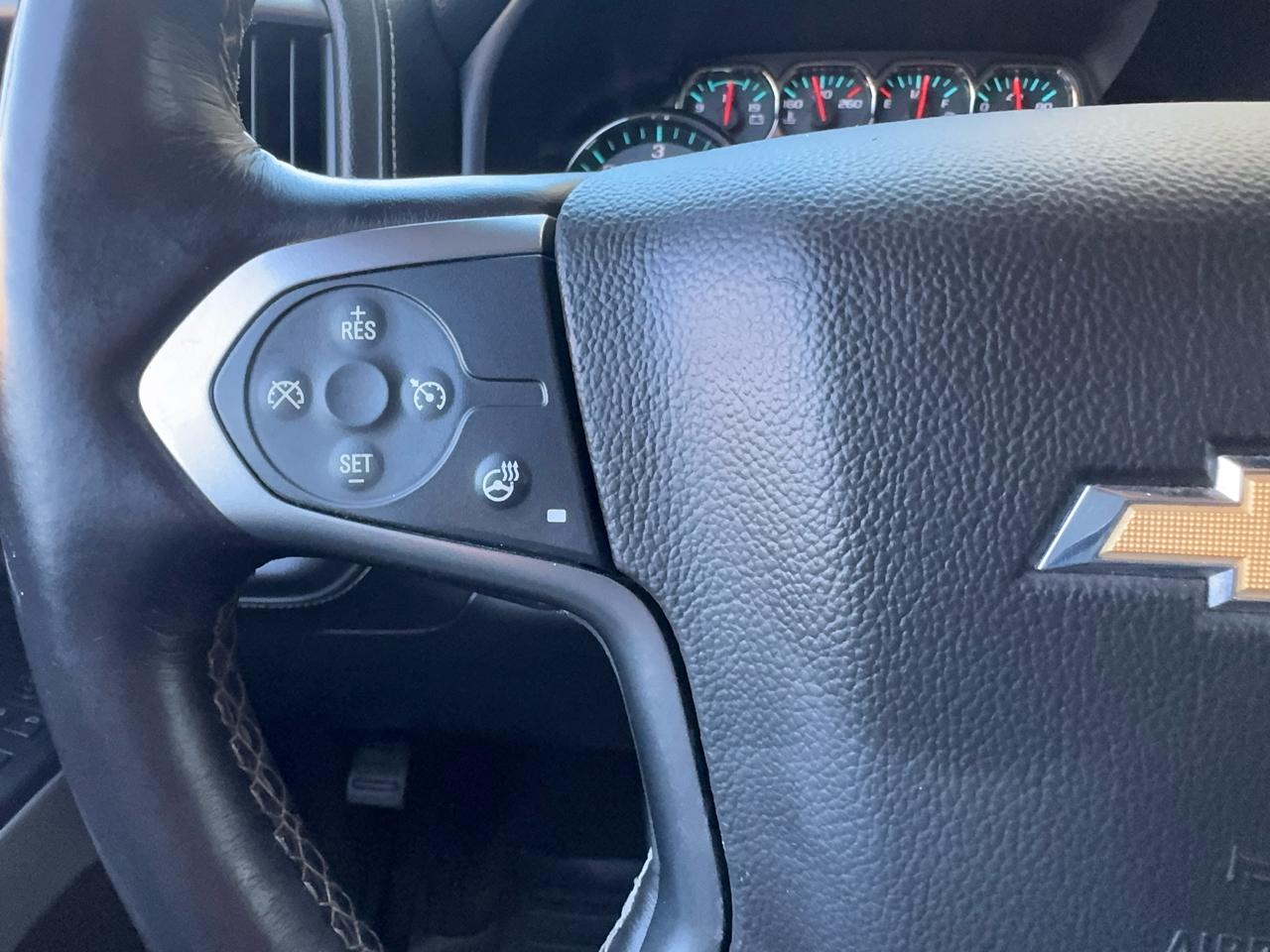 Chevrolet Silverado 1500 4WD Crew Cab 153.0" LTZ w/2LZ 2015