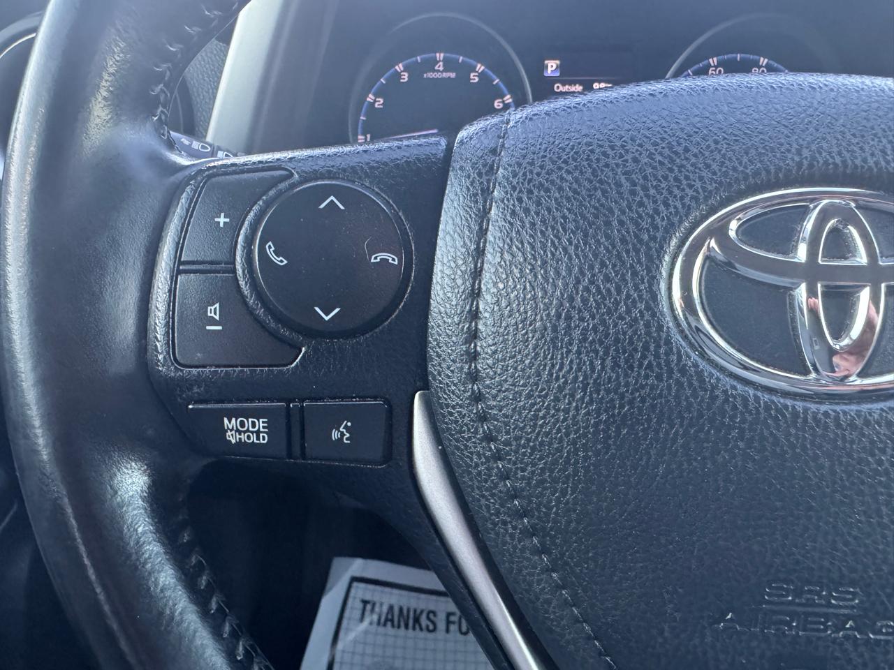 Toyota RAV4 XLE FWD (Natl) 2018