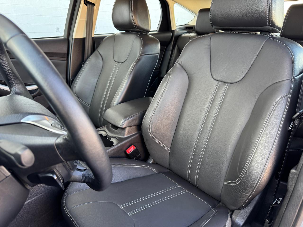 Ford Focus 5dr HB SE 2014