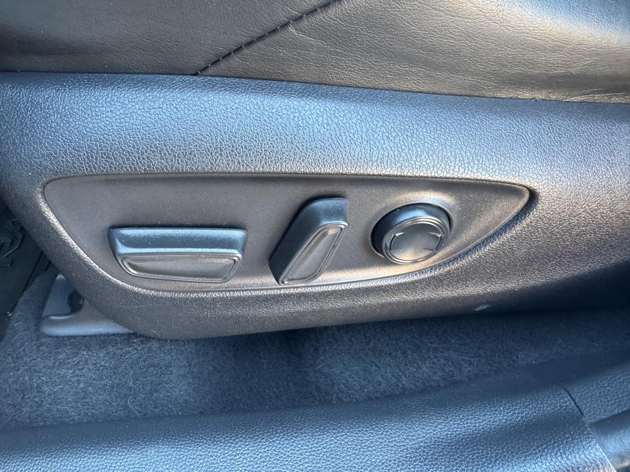 Toyota RAV4 TRD Off Road AWD (Natl) 2021