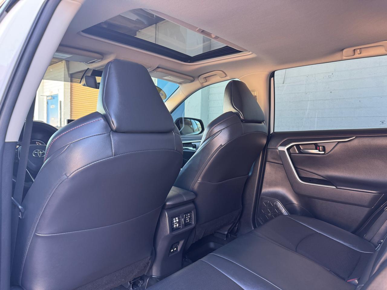 Toyota RAV4 TRD Off Road AWD (Natl) 2021