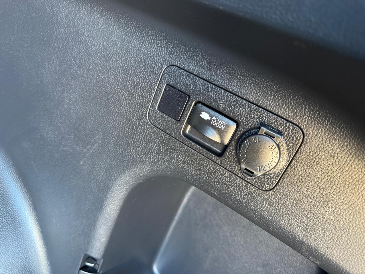 Toyota RAV4 TRD Off Road AWD (Natl) 2021