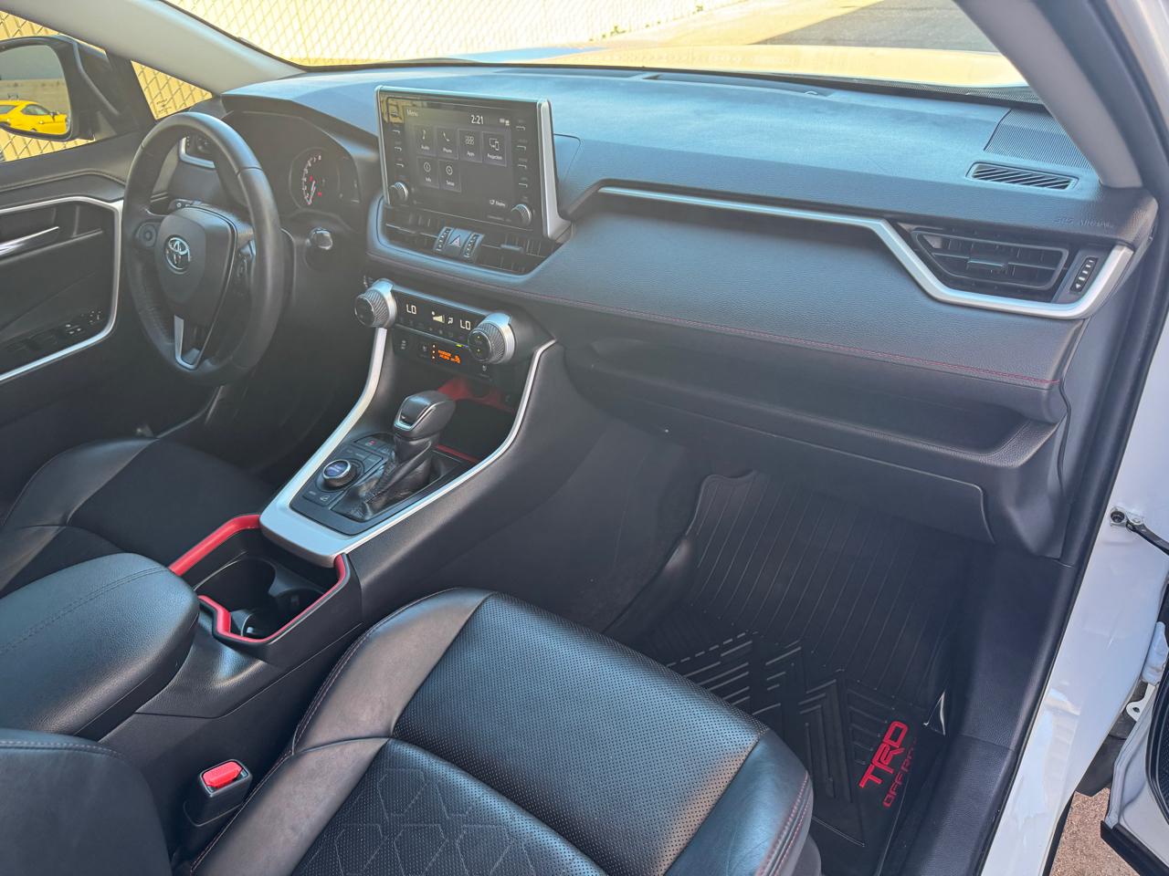 Toyota RAV4 TRD Off Road AWD (Natl) 2021