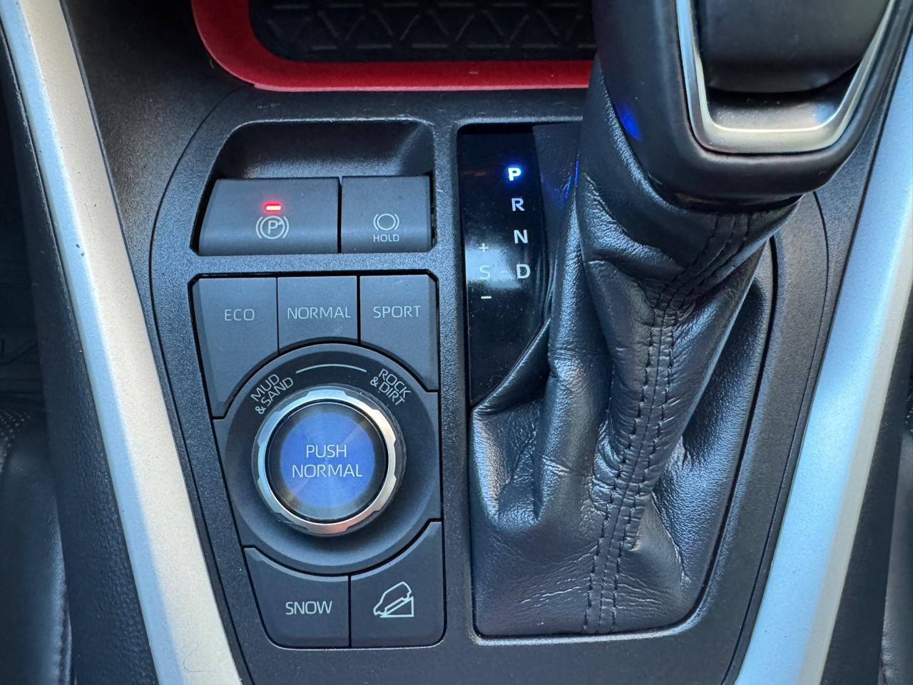 Toyota RAV4 TRD Off Road AWD (Natl) 2021