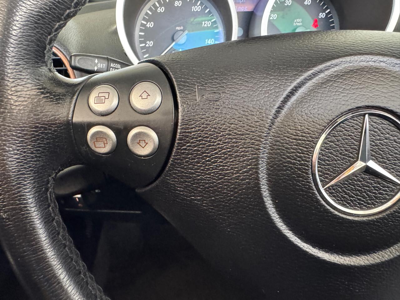 Mercedes-Benz SLK-Class 2dr Roadster 3.0L 2007