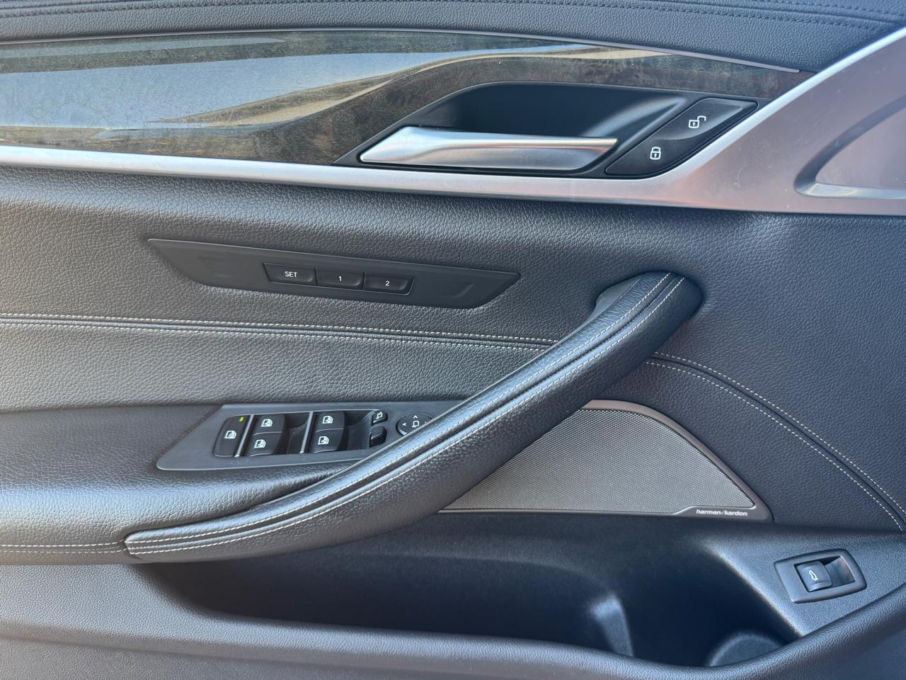 BMW 5 Series M550i xDrive Sedan 2018