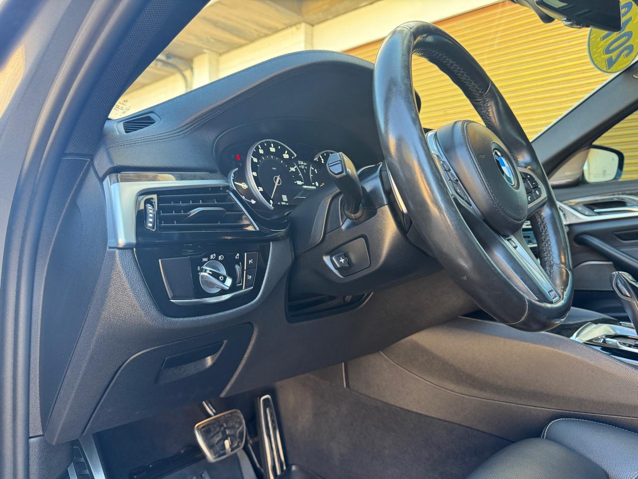 BMW 5 Series M550i xDrive Sedan 2018