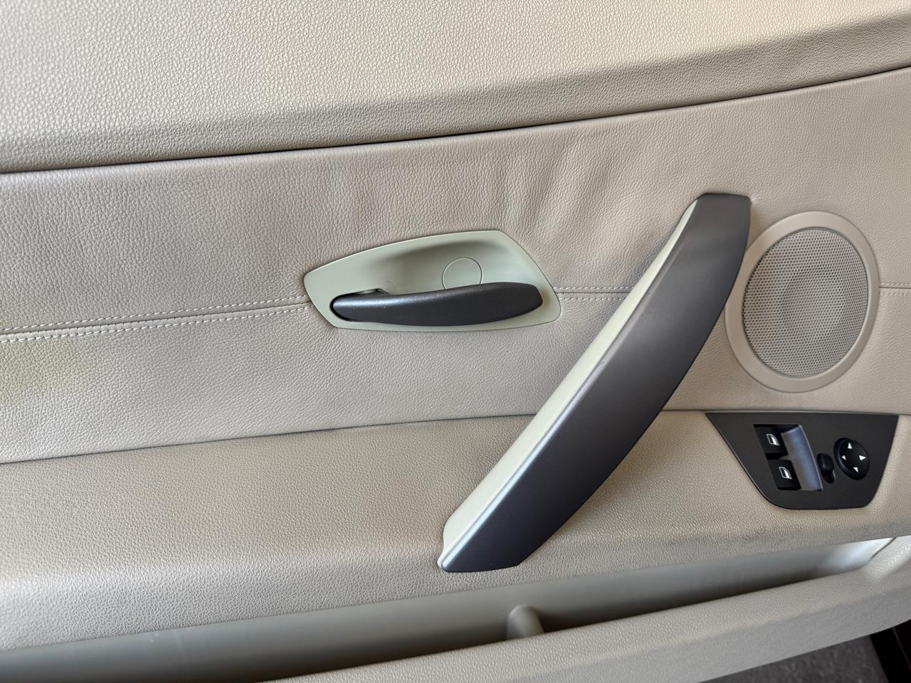 BMW Z4 2dr Roadster 2.5i 2004