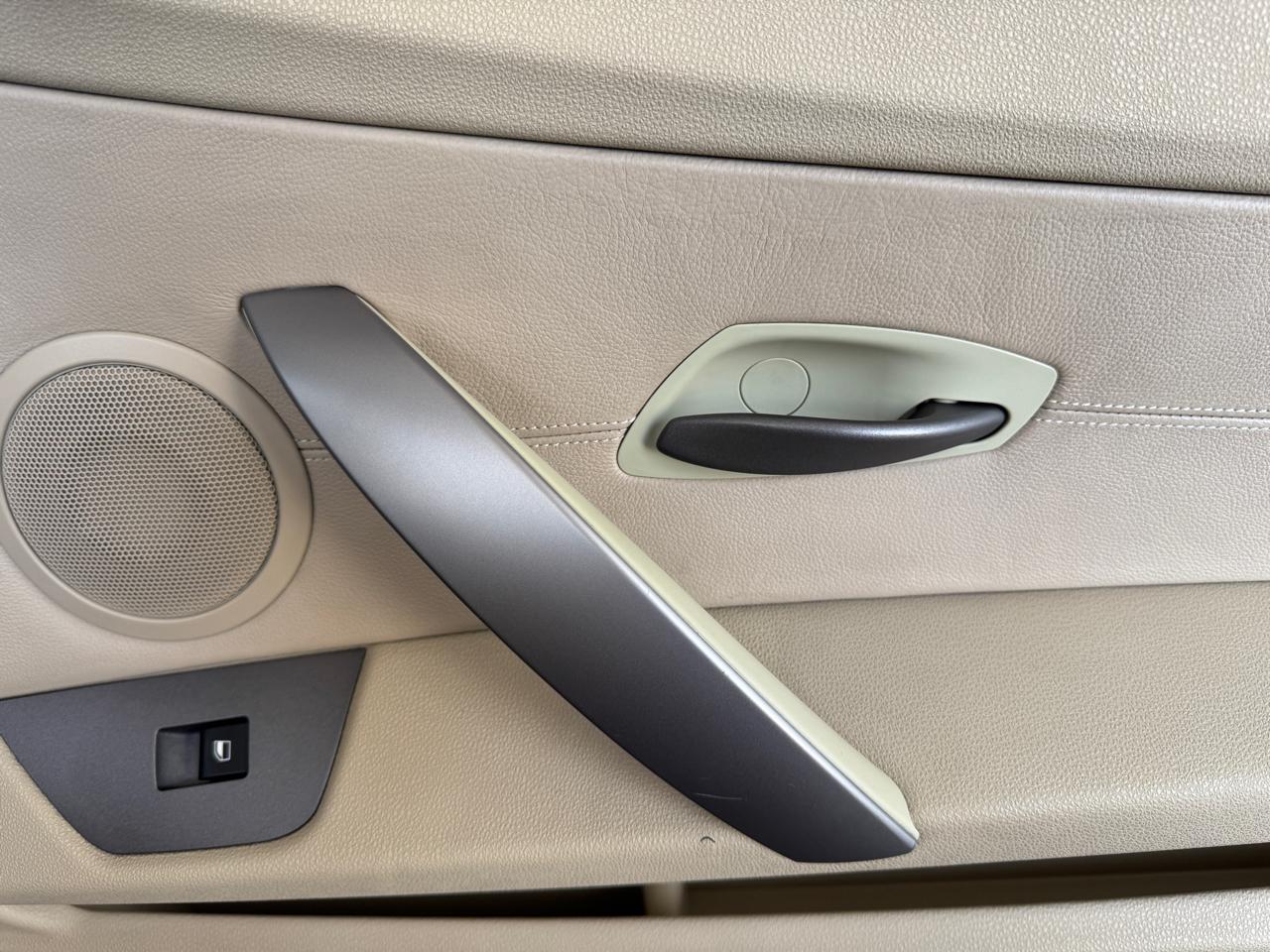 BMW Z4 2dr Roadster 2.5i 2004