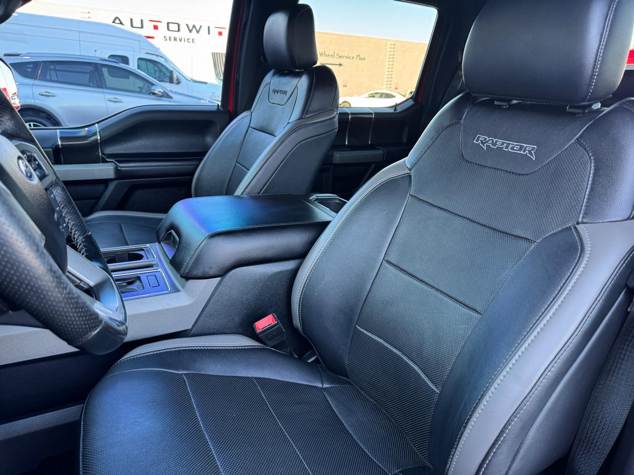 Ford F-150 Raptor 4WD SuperCrew 5.5' Box 2018