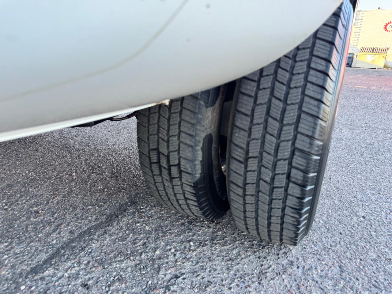 Chevrolet Silverado 3500HD 2WD Ext Cab 157.5" DRW Work Truck 2009