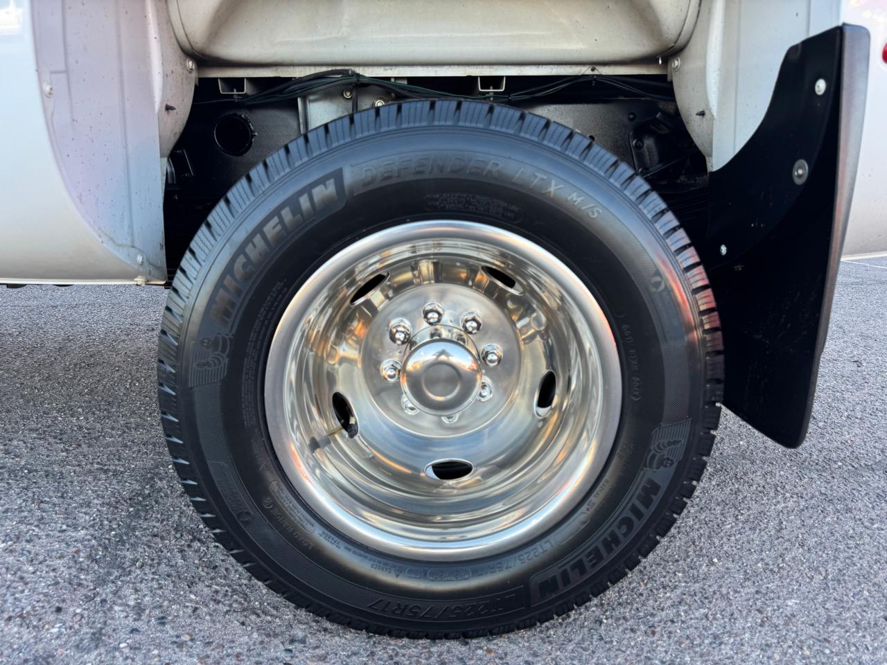 Chevrolet Silverado 3500HD 2WD Ext Cab 157.5" DRW Work Truck 2009