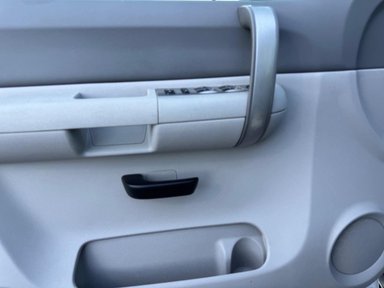 Chevrolet Silverado 3500HD 2WD Ext Cab 157.5" DRW Work Truck 2009