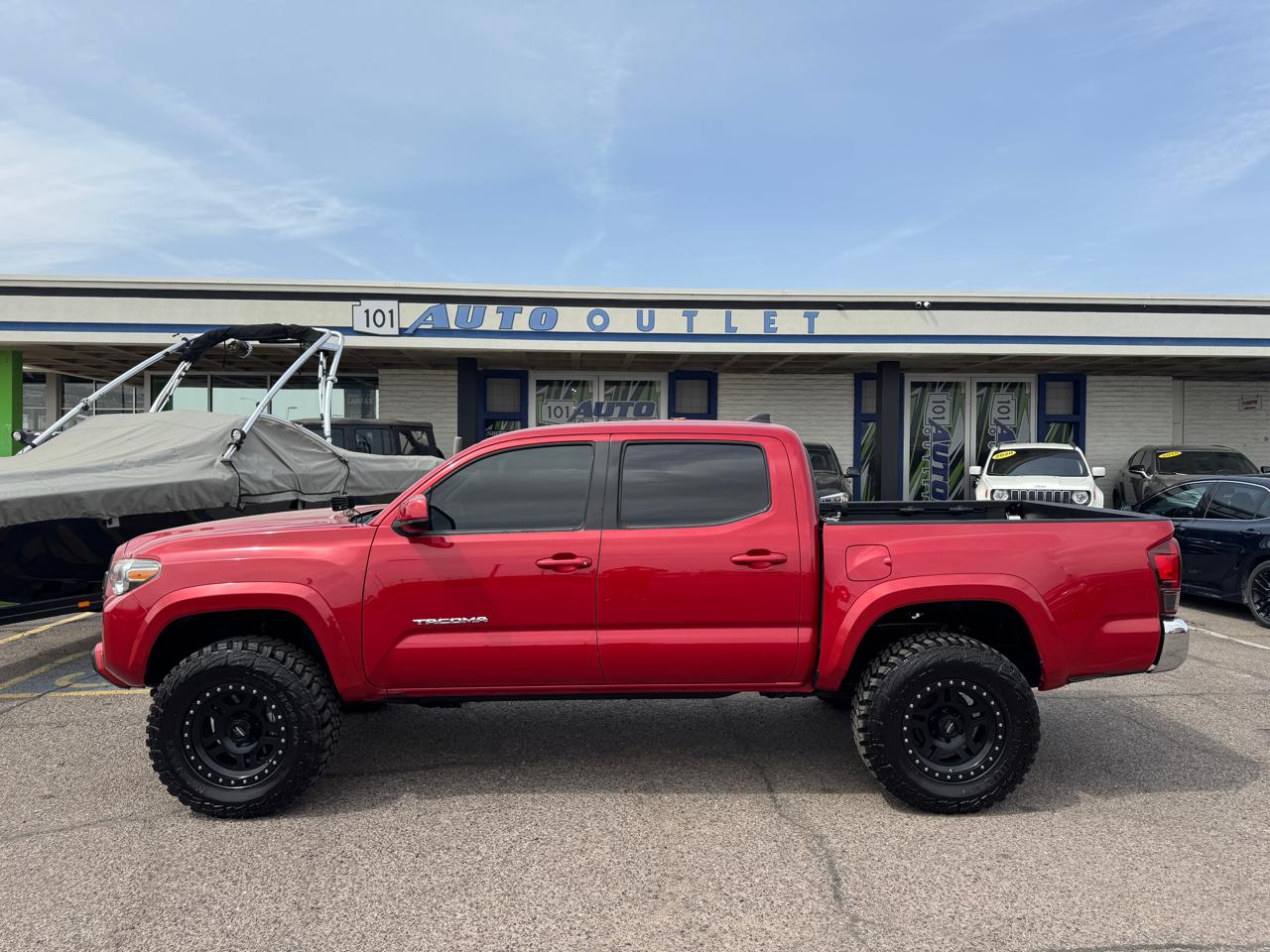 Toyota Tacoma SR Double Cab 5' Bed V6 4x4 AT (Natl) 2018