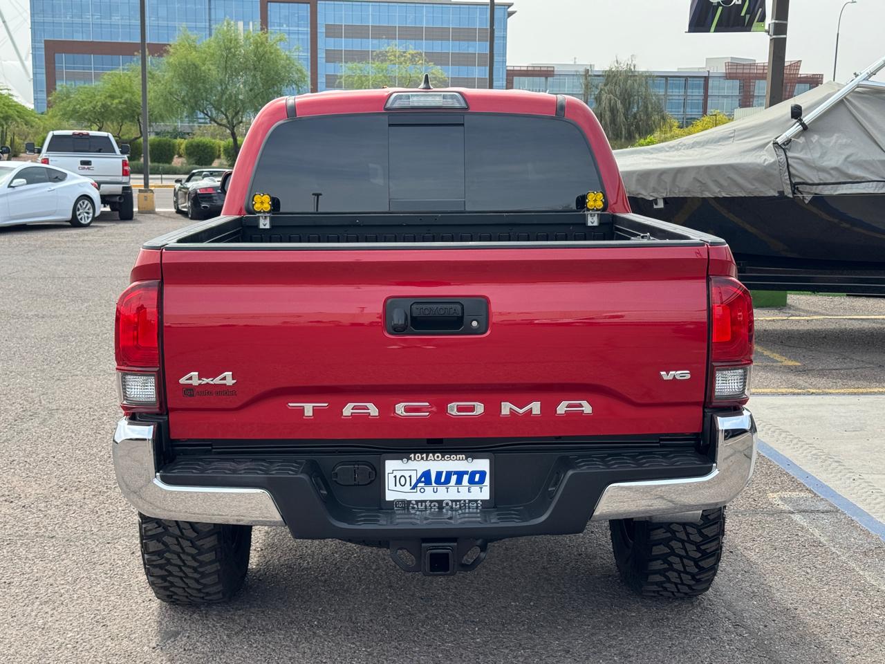 Toyota Tacoma SR Double Cab 5' Bed V6 4x4 AT (Natl) 2018