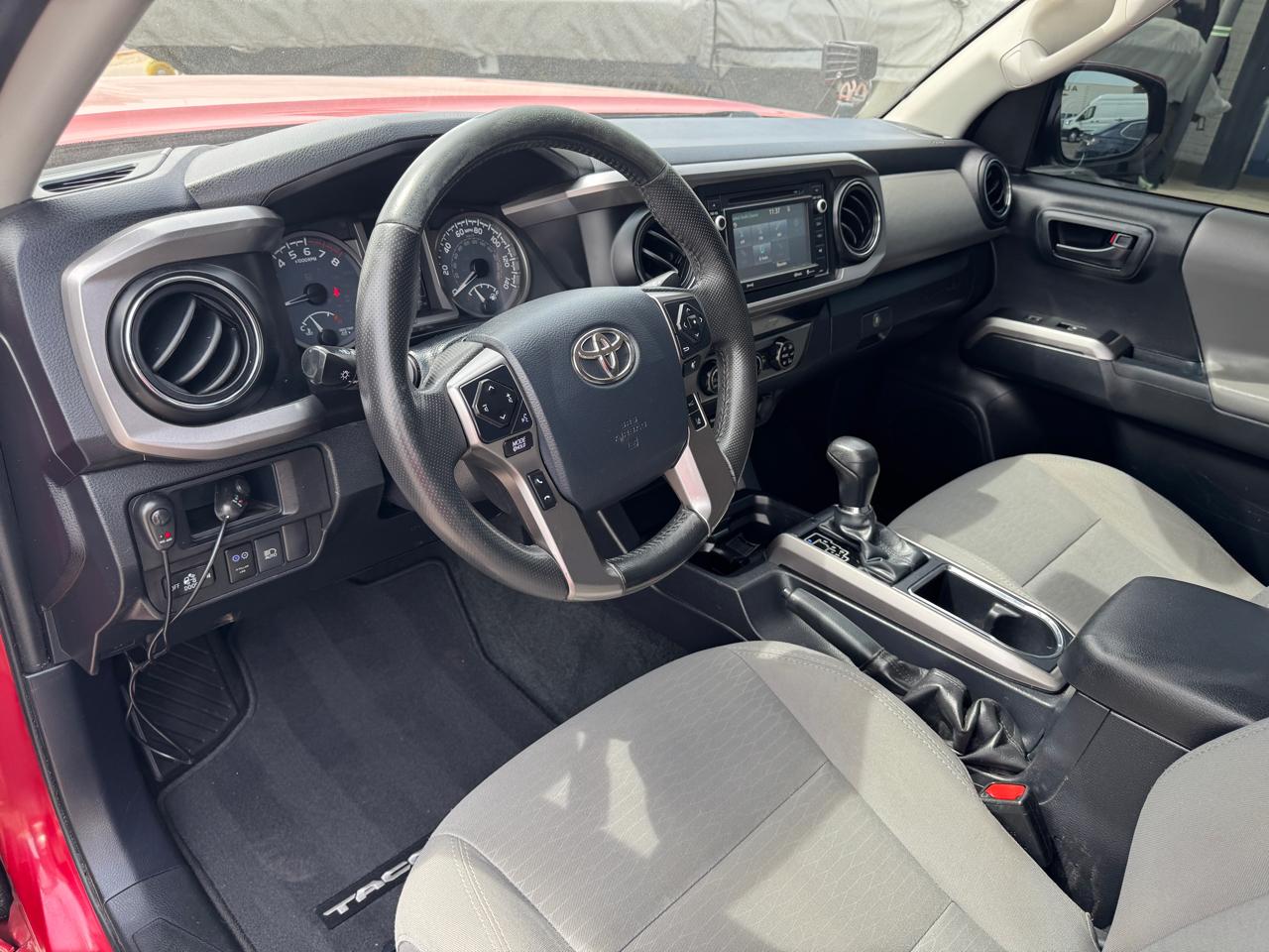 Toyota Tacoma SR Double Cab 5' Bed V6 4x4 AT (Natl) 2018